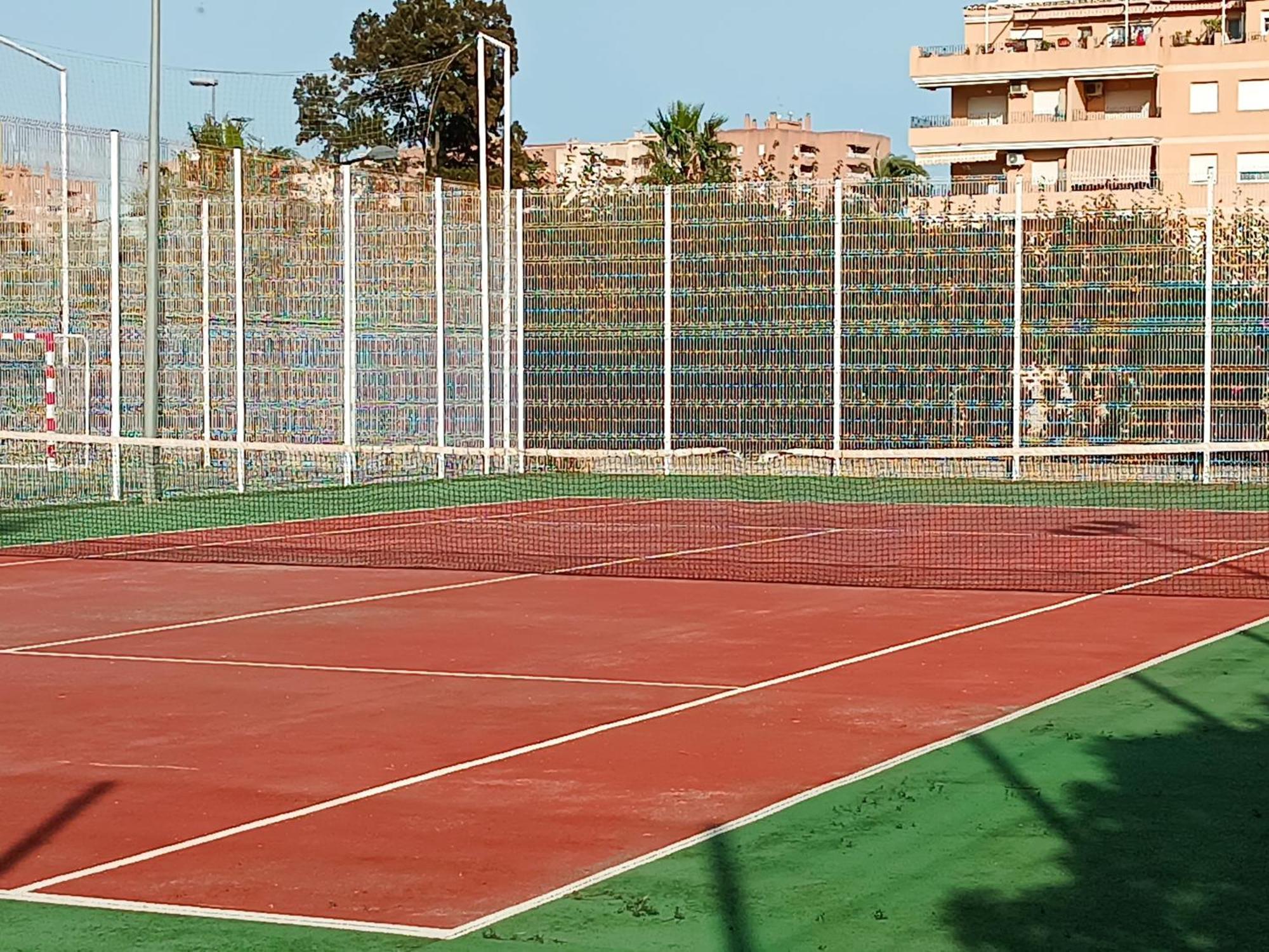 Playa Cannet 20 Km Valencia Piscina Tennis Canet d'En Berenguer Екстер'єр фото